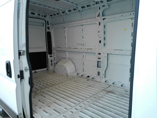 Used 2025 RAM ProMaster 2500 w/ Convenience Group FWD image 6