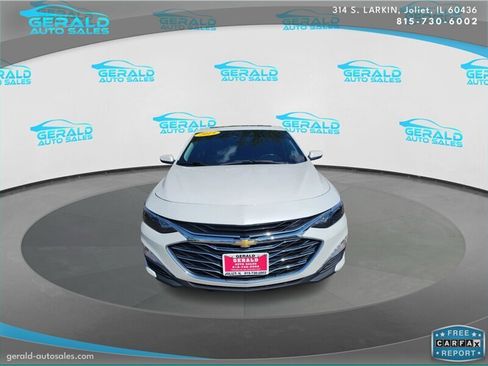 Used 2019 Chevrolet Malibu LT w/ LT Plus Package FWD image 2