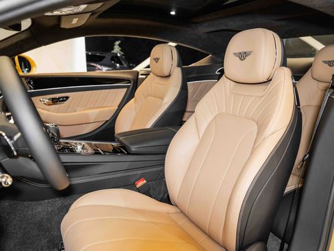 Certified 2024 Bentley Continental GT V8 AWD/4WD image 18