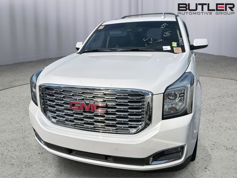 Used 2018 GMC Yukon Denali w/ Denali Ultimate Package RWD image 3