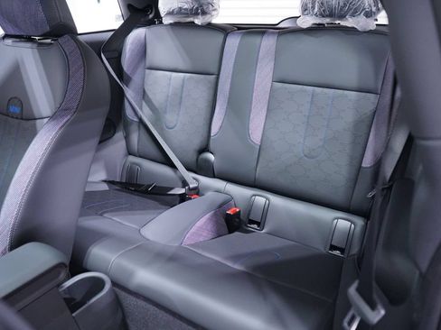 New 2026 MINI Cooper 2-Door Hardtop FWD image 10
