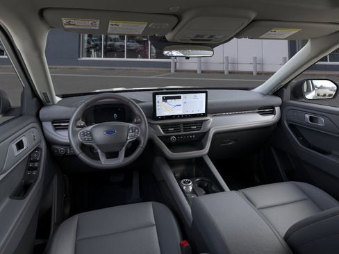 New 2026 Ford Explorer Active w/ Active Comfort Package image 9