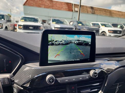 New 2025 Ford Escape ST-Line w/ Equipment Group 301A image 25