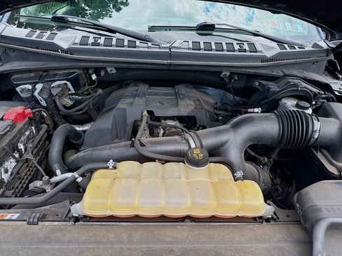 Used 2018 Ford F150 XLT w/ Equipment Group 302A Luxury AWD/4WD image 27