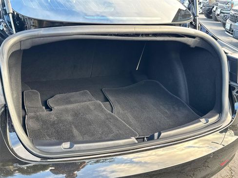 Used 2020 Tesla Model 3 Standard Range RWD image 11
