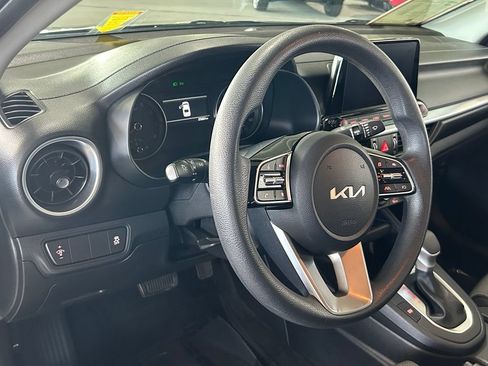 Used 2024 Kia Forte LXS FWD image 19