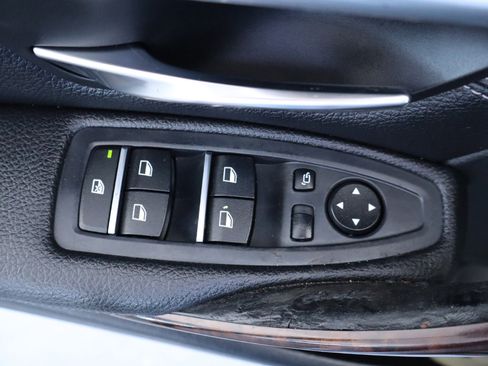 Used 2017 BMW 340i Sedan image 28