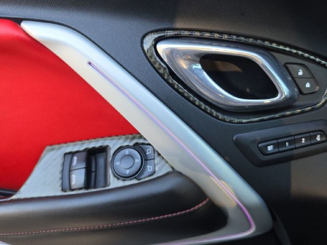 Used 2016 Chevrolet Camaro SS RWD image 20