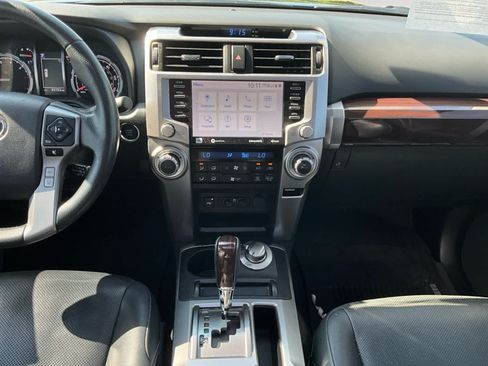 Used 2020 Toyota 4Runner Limited AWD/4WD image 11