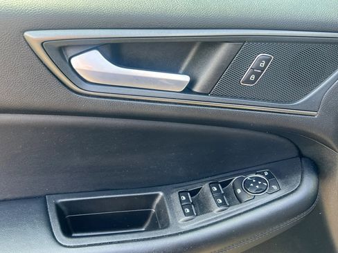 Used 2023 Ford Edge SE AWD/4WD image 13
