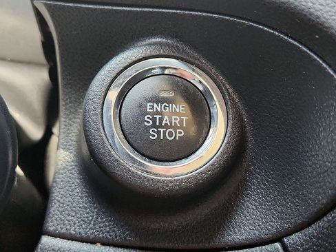 Used 2021 Subaru Ascent Limited AWD/4WD image 17