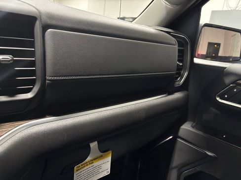 New 2026 GMC Sierra 1500 Elevation image 23