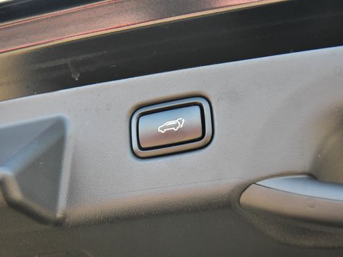 Used 2023 Kia Niro Wind FWD image 44