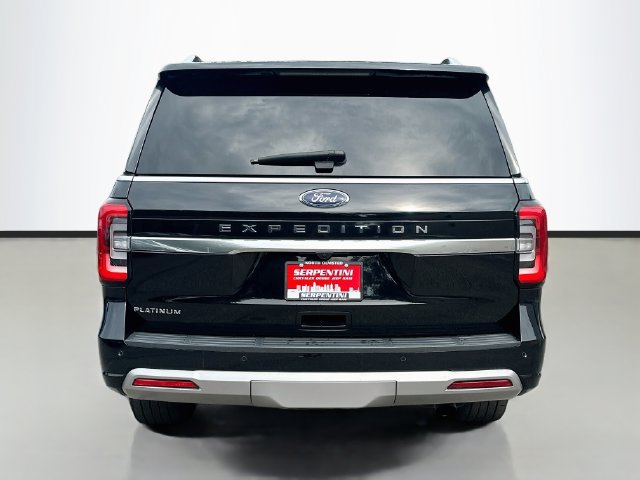 Used 2023 Ford Expedition Platinum AWD/4WD image 6