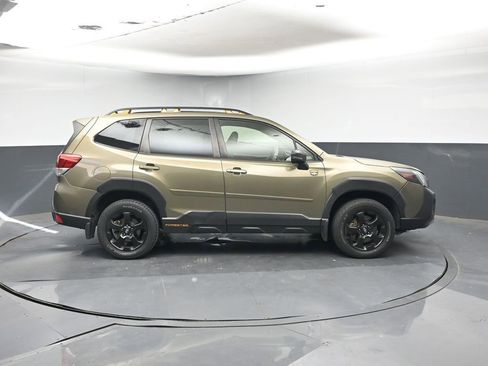Used 2022 Subaru Forester Wilderness w/ Wilderness Package image 6