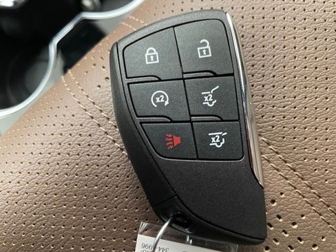 New 2026 Chevrolet Suburban High Country image 21