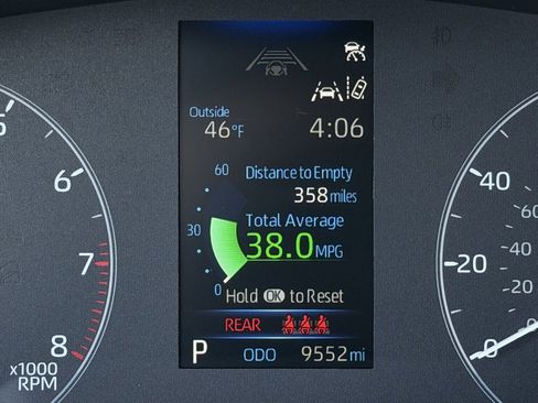 Used 2025 Toyota Corolla LE image 21