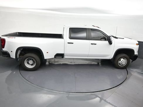 Used 2025 Chevrolet Silverado 3500 W/T AWD/4WD image 21