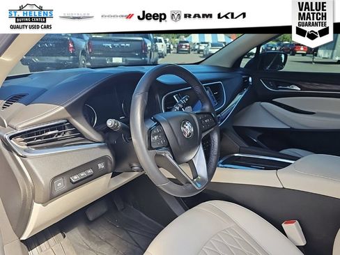 Used 2023 Buick Enclave Avenir w/ Avenir Technology Package AWD/4WD image 11