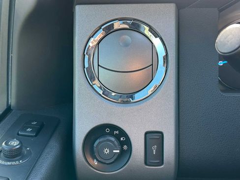 Used 2016 Ford F350 Lariat w/ Lariat Ultimate Package image 30