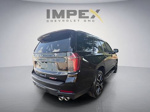 Used 2025 Chevrolet Tahoe RST AWD/4WD image 5