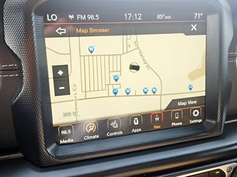 Used 2022 Jeep Gladiator Overland w/ Popular Equipment Package AWD/4WD image 16
