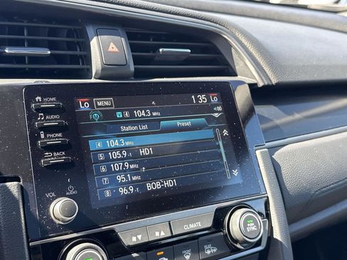 Used 2021 Honda Civic EX image 24