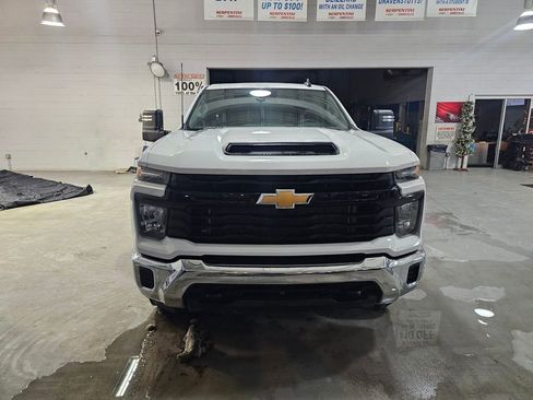 New 2025 Chevrolet Silverado 2500 W/T w/ WT Convenience Package image 3