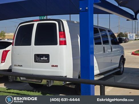 Used 2022 GMC Savana 2500 w/ Driver Convenience Package RWD image 4