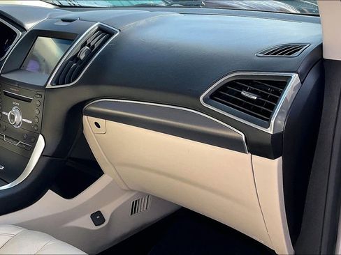 Used 2017 Ford Edge Titanium w/ Equipment Group 301A image 23