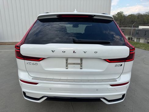 New 2026 Volvo XC60 B5 Ultra w/ Protection Package Premier AWD/4WD image 14