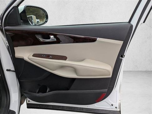 Used 2017 Kia Sorento EX w/ EX Premium Package image 25