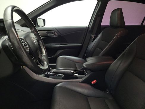 Used 2017 Honda Accord Sport image 17