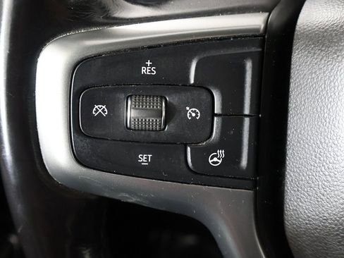 Used 2019 Chevrolet Silverado 1500 LTZ image 38