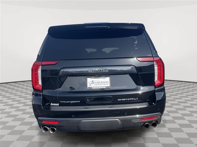 Used 2023 GMC Yukon XL Denali Ultimate AWD/4WD image 5