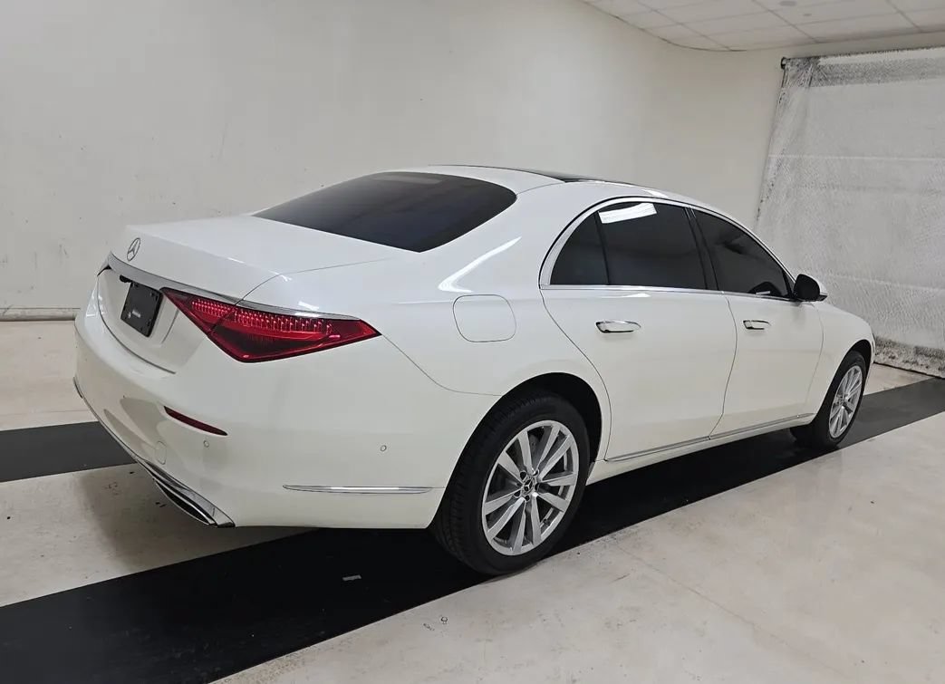 Used 2021 Mercedes-Benz S 500 4MATIC image 3