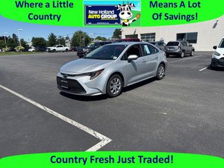 Used 2021 Toyota Corolla LE w/ Carpet Mat Package (TMS) FWD video 1
