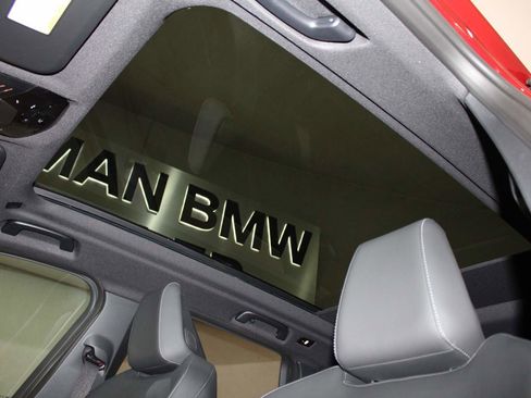 Used 2025 BMW X3 xDrive30i w/ Premium Package image 15