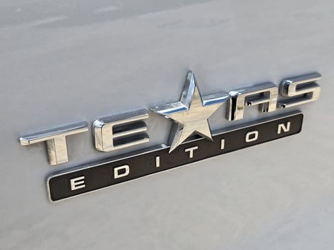 Used 2022 Chevrolet Silverado 1500 LTZ w/ LTZ Premium Texas Edition AWD/4WD image 11