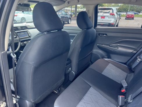 Certified 2023 Nissan Versa SV FWD image 19