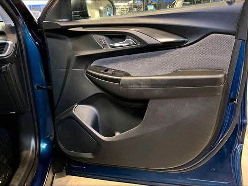 Used 2021 Chevrolet TrailBlazer LS image 12