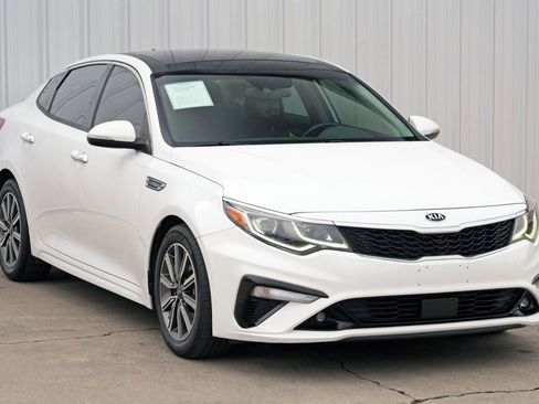 Used 2020 Kia Optima Premium image 54