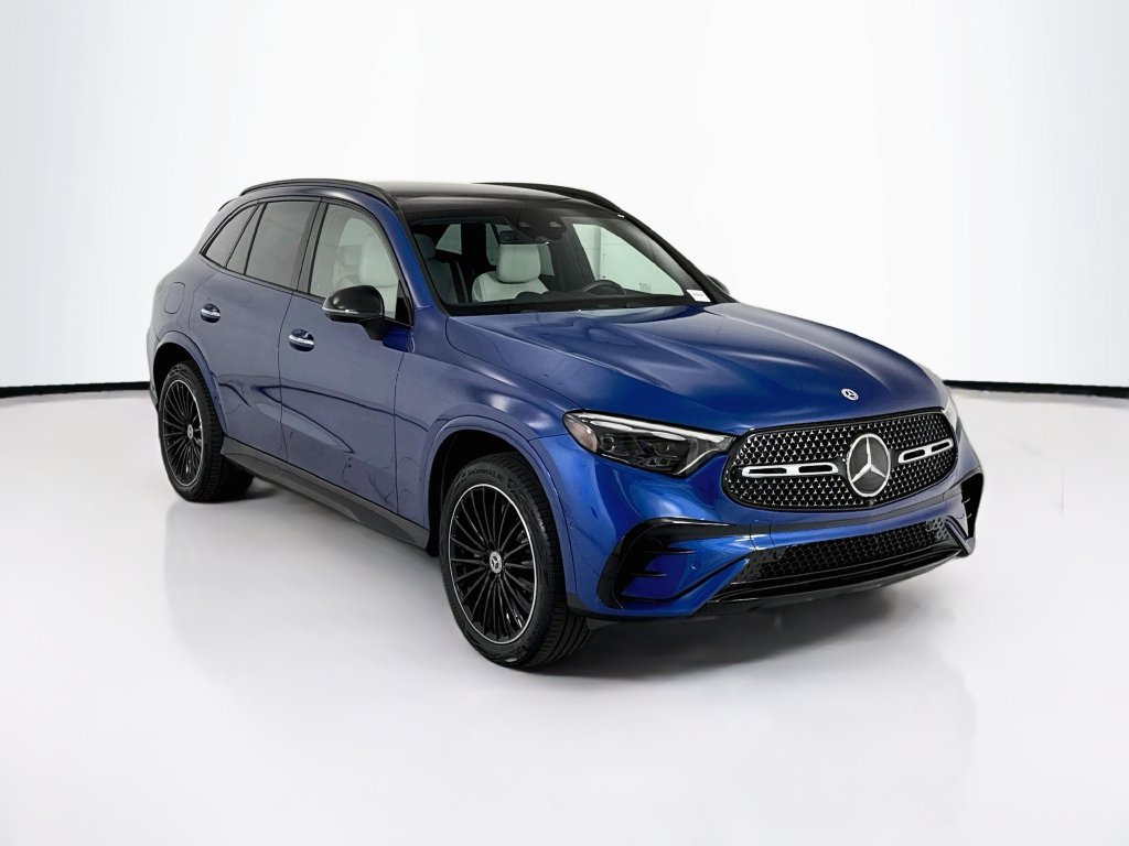 Certified 2026 Mercedes-Benz GLC 300 image 3