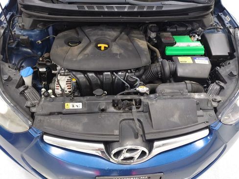 Used 2015 Hyundai Elantra SE FWD image 21