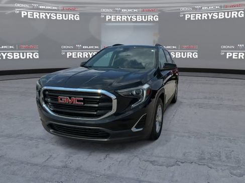 Used 2020 GMC Terrain SLE w/ Driver Convenience Package FWD image 3