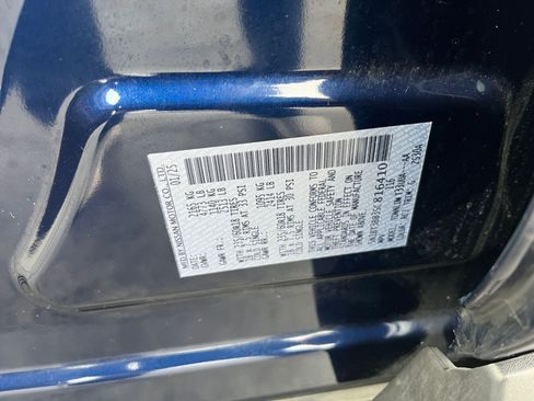 Used 2025 Nissan Rogue SV AWD/4WD image 25
