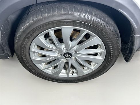 Used 2023 INFINITI QX50 Luxe FWD image 11