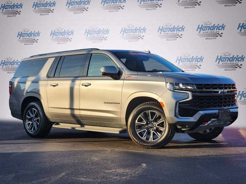 Used 2021 Chevrolet Suburban Z71 w/ Z71 Off-Road Package image 2