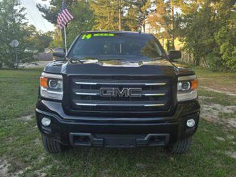 Used 2014 GMC Sierra 1500 SLE w/ SLE Value Package AWD/4WD image 3
