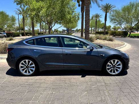 Used 2019 Tesla Model 3 Long Range AWD/4WD image 2